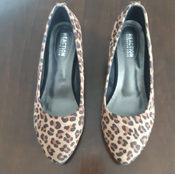 NWOT Leopard Kenneth Cole Reaction Wedges - Picture 2 of 7